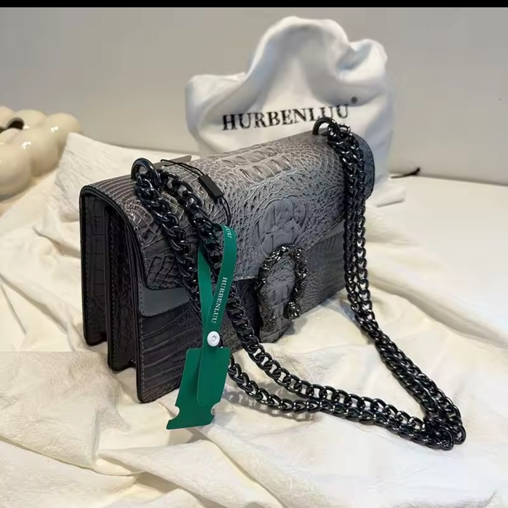 Gray Croc-Embossed Chain Bag - Picture 5 of 10